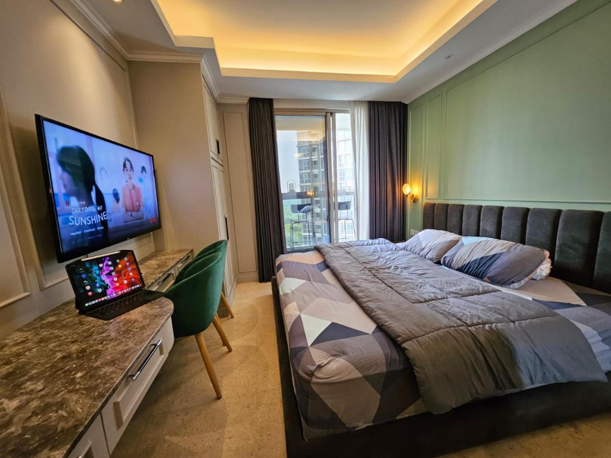 Gold Coast Apartemen Pik By Dluxx จาการ์ตา ภายนอก รูปภาพ