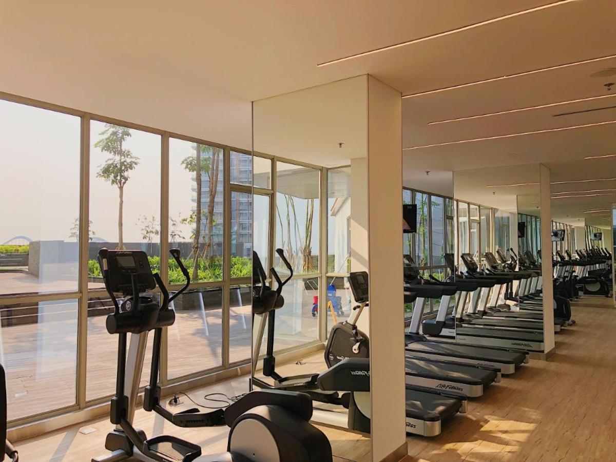 Gold Coast Apartemen Pik By Dluxx จาการ์ตา ภายนอก รูปภาพ