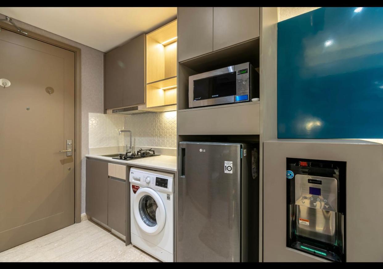 Gold Coast Apartemen Pik By Dluxx จาการ์ตา ภายนอก รูปภาพ